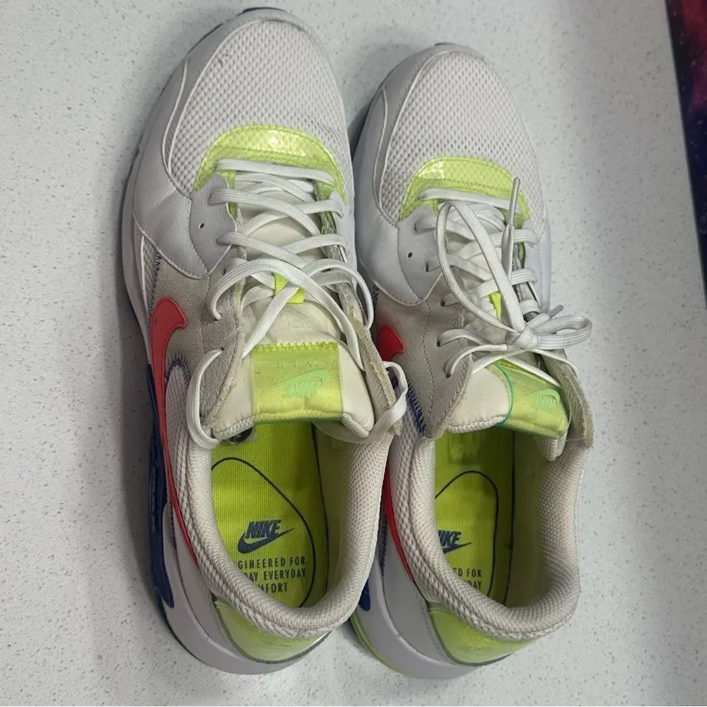 Nike‎ Air Max Excee AMD Shoes Mens Sz 12 Athletic White Retro Neon DD2985-100